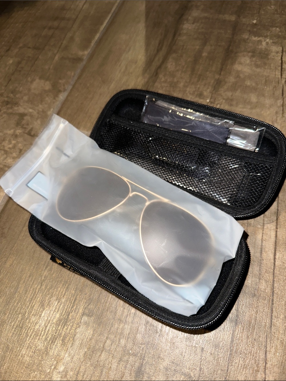 LUENX Sunglasses with Black Hard Case
